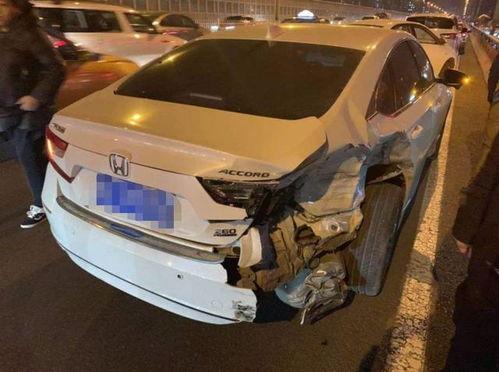 俄罗斯国产车碰撞视频 第1张 俄罗斯国产车碰撞视频 第1张